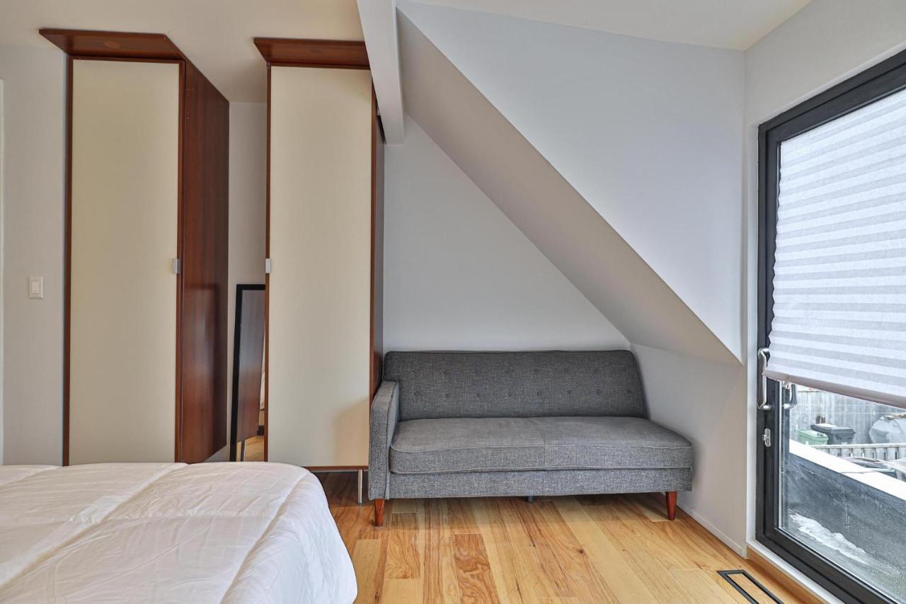 New Modern 1400 Sq Ft Coach House Near Everything 多伦多 外观 照片