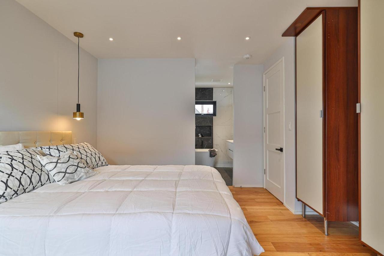 New Modern 1400 Sq Ft Coach House Near Everything 多伦多 外观 照片