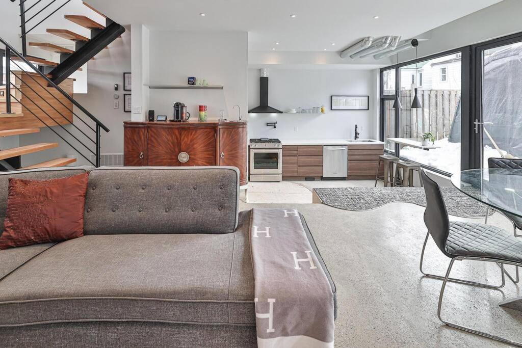 New Modern 1400 Sq Ft Coach House Near Everything 多伦多 外观 照片